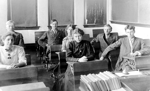 7 Members Of The Class Of 1912 Back To Front Left Row