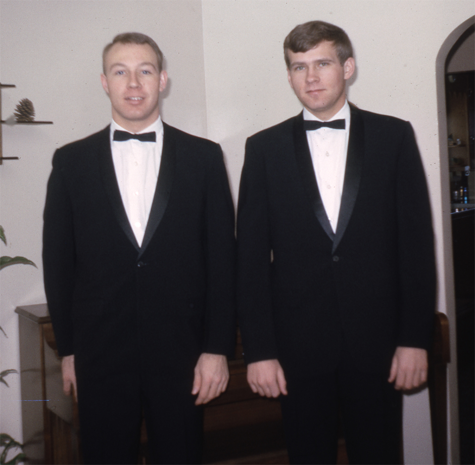 Steve Rutz, Craig Grau